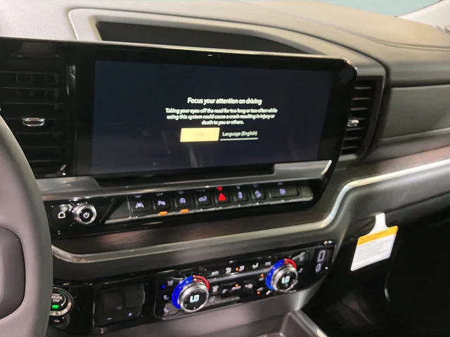 2026 GMC Sierra 1500 SLT - Photo 16