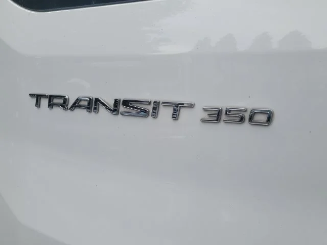 Used 2024 White Ford XL image 9