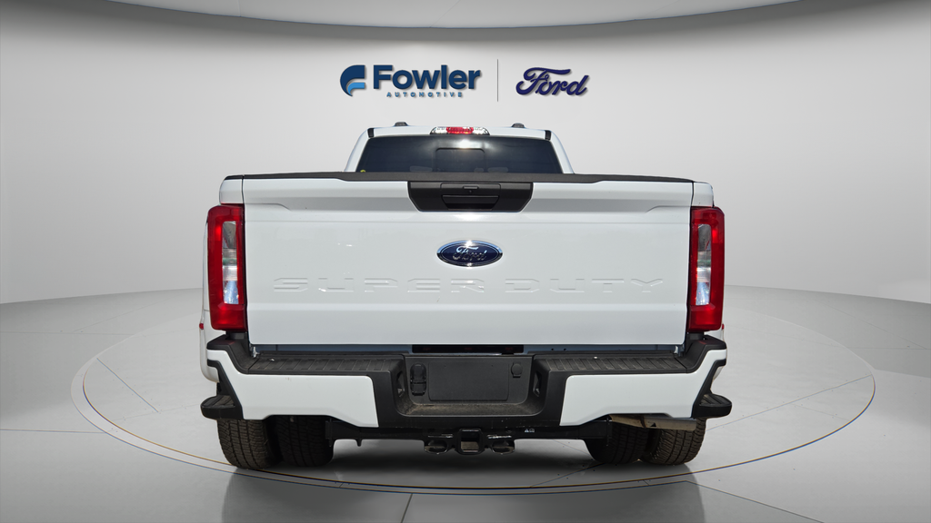 New 2026 Oxford White Ford F-350® XL image 6