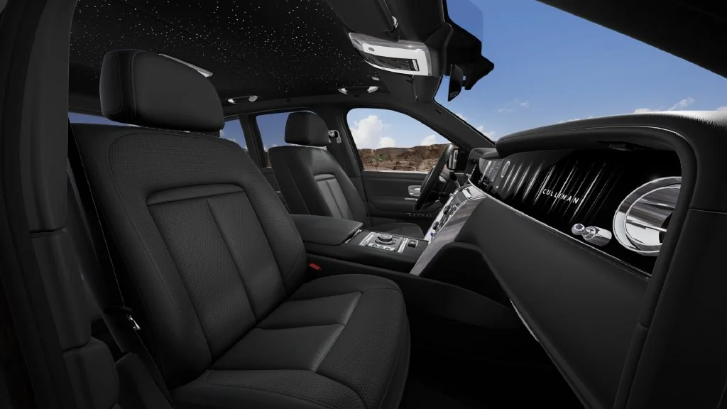 New 2027 Black Rolls-Royce  image 6