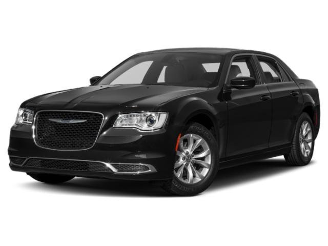 Used 2015 Bright White Clearcoat Chrysler Limited image 4