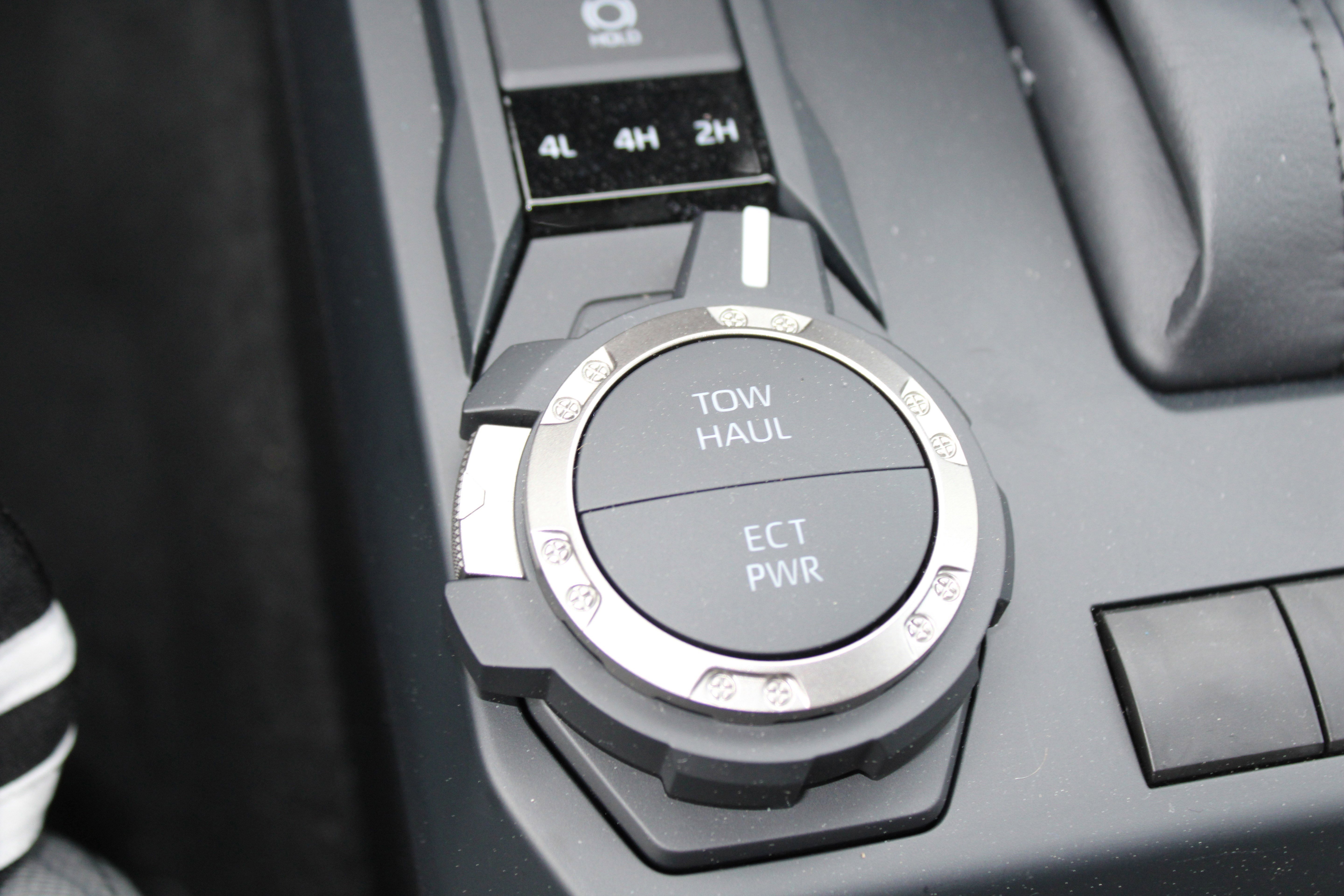 2026 Toyota Tacoma SR5 - Photo 29