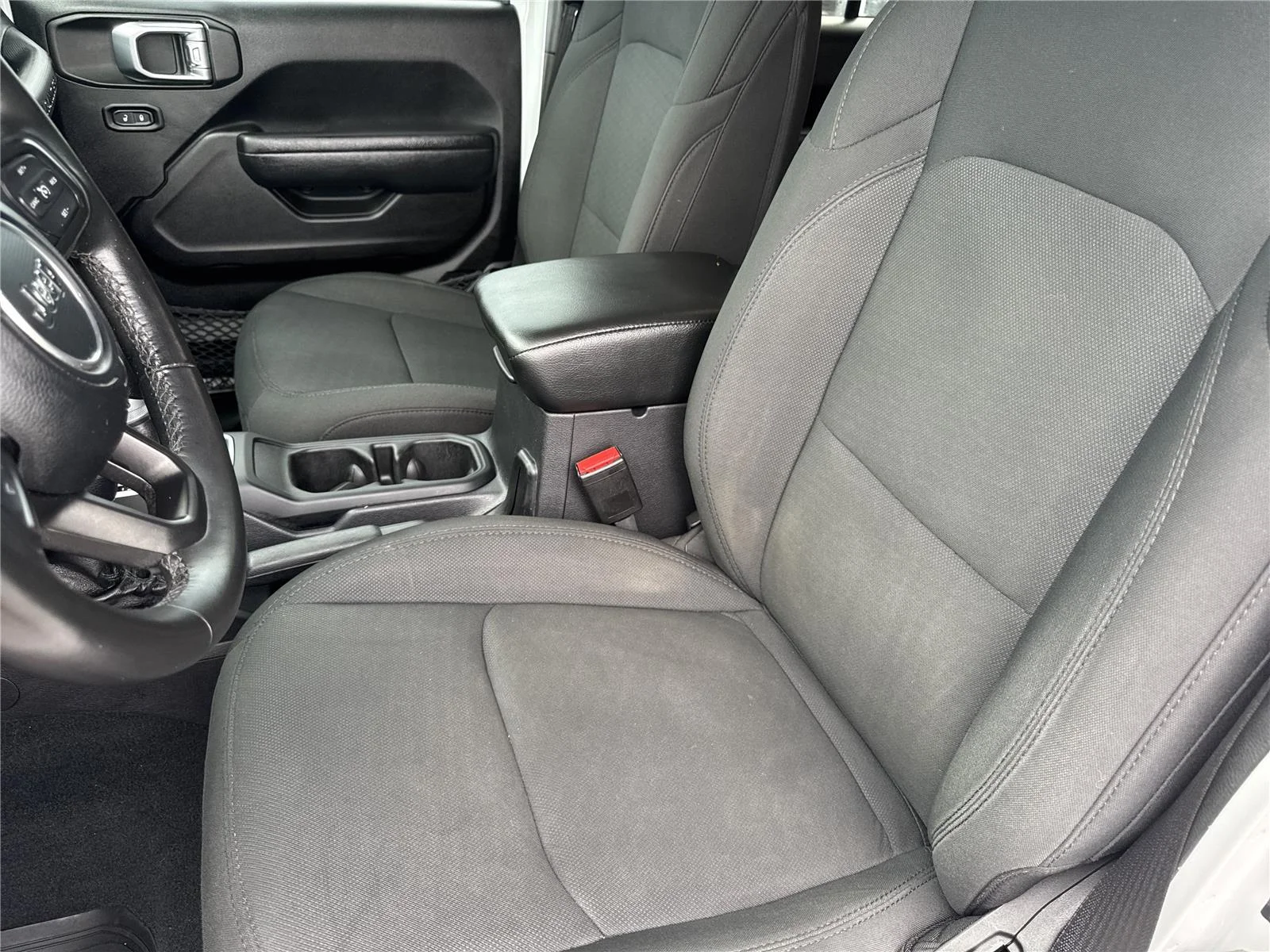 Used 2022 Bright White Clearcoat Jeep Unlimited Sport S image 12