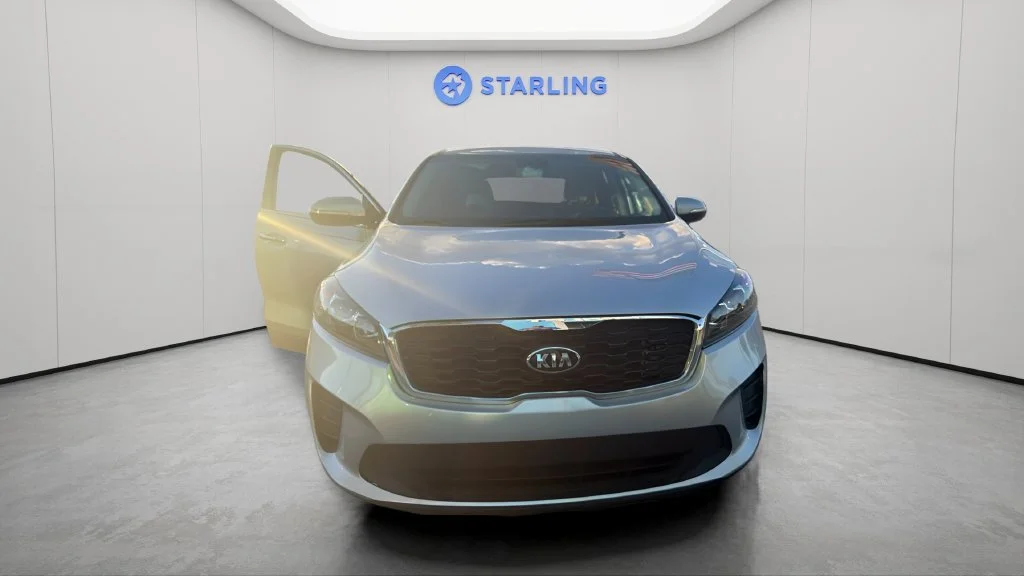 Used 2019  Kia LX image 3