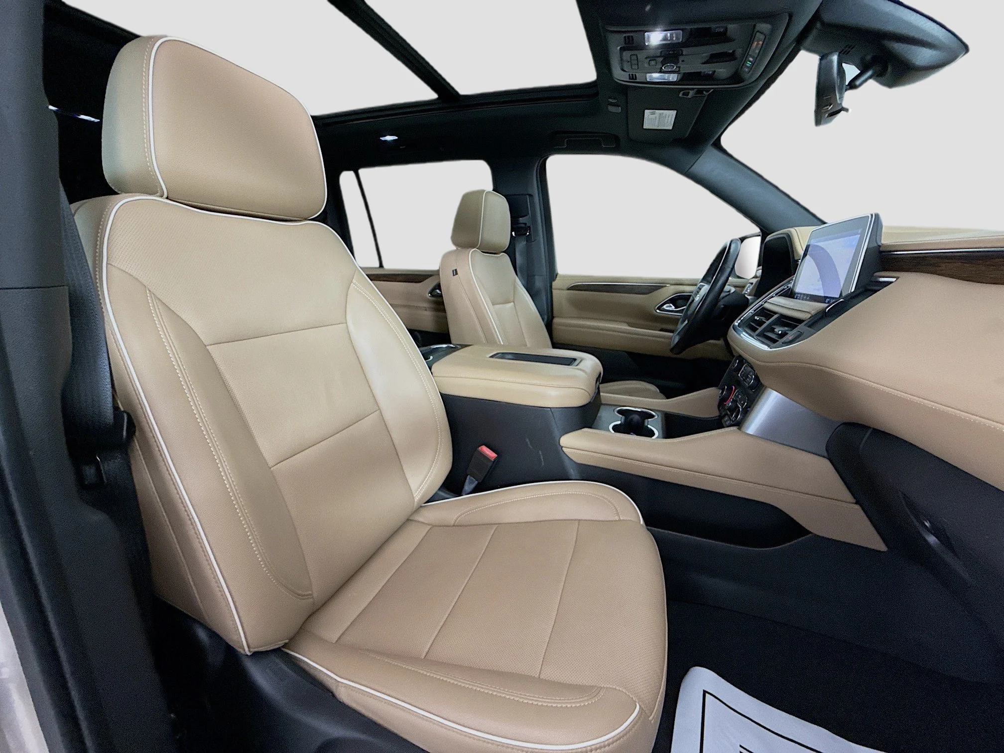 Used 2021 Empire Beige Metallic Chevrolet Premier image 33