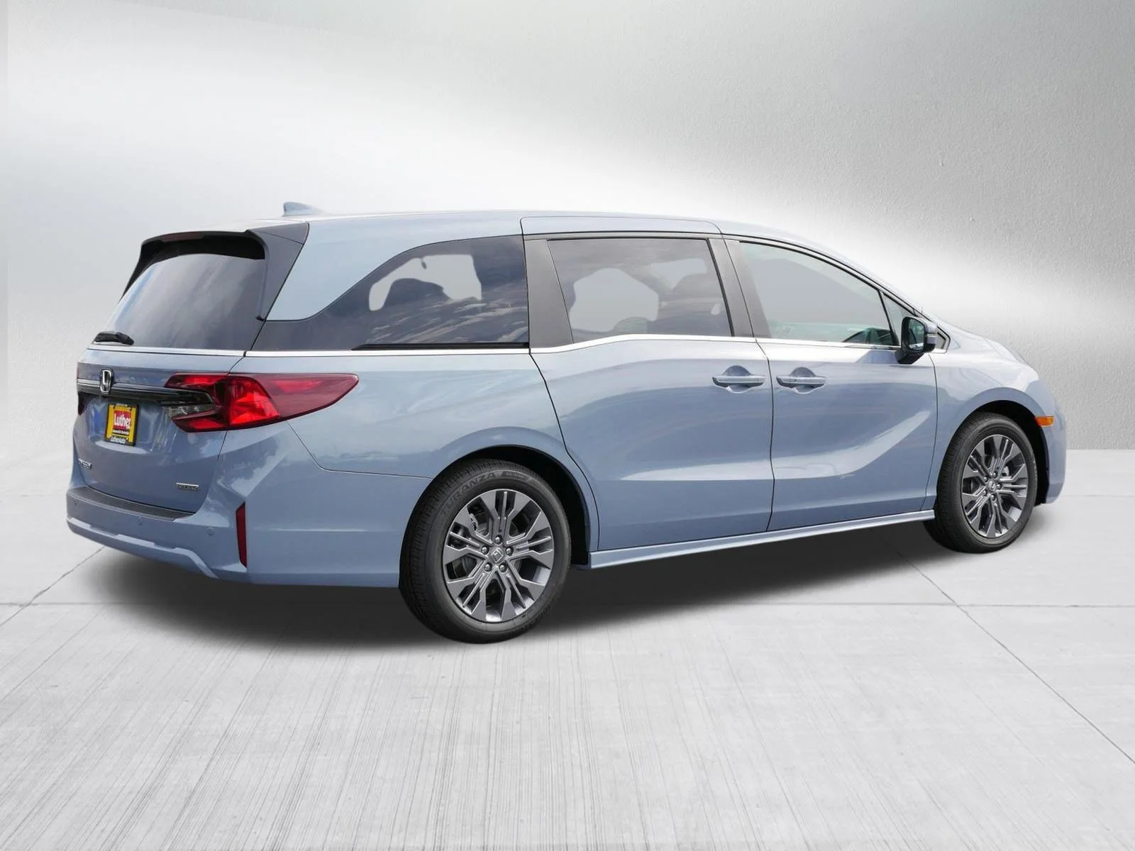 New 2026 Sonic Gray Pearl Honda Touring image 7