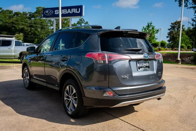 Used 2018 Magnetic Gray Metallic Toyota Hybrid XLE image 4