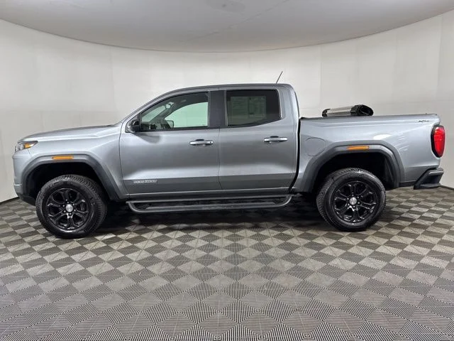 Used 2023 Sterling Metallic GMC Elevation image 7