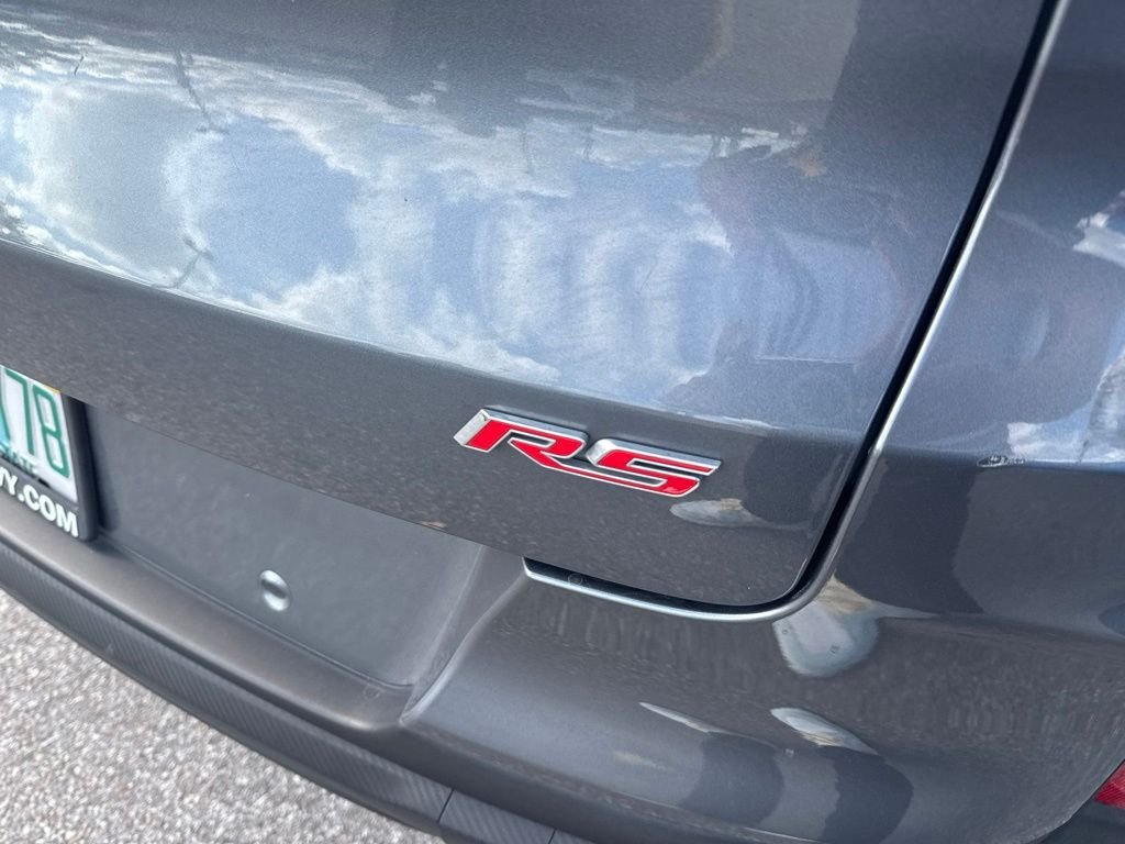 Used 2022 Gray Chevrolet RS image 6