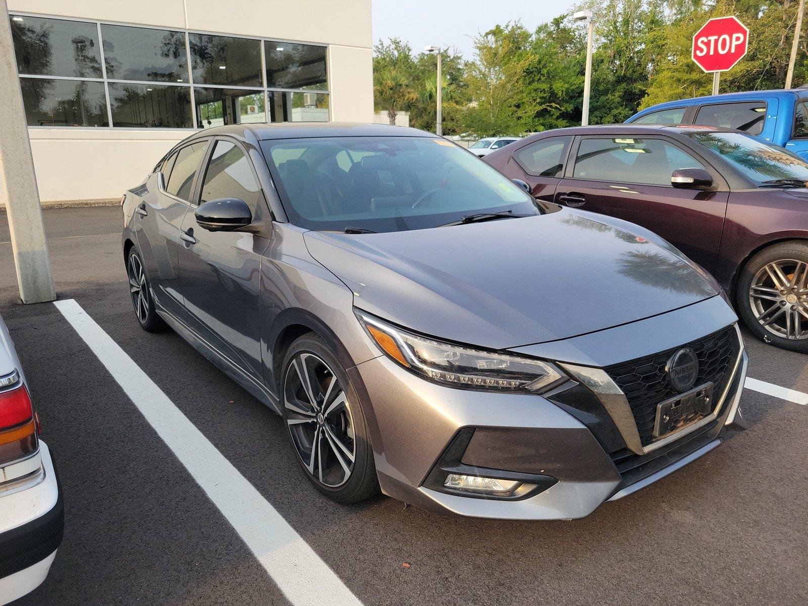 Used 2021 Gun Metallic/Super Black Nissan SR image 4