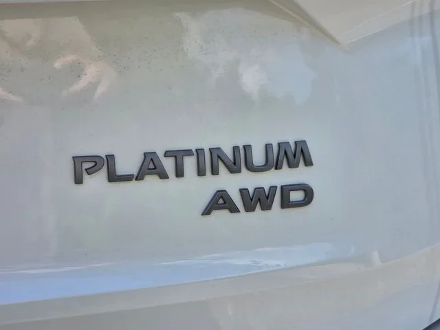 New 2026 Everest White Pearl TriCoat Nissan Platinum image 5
