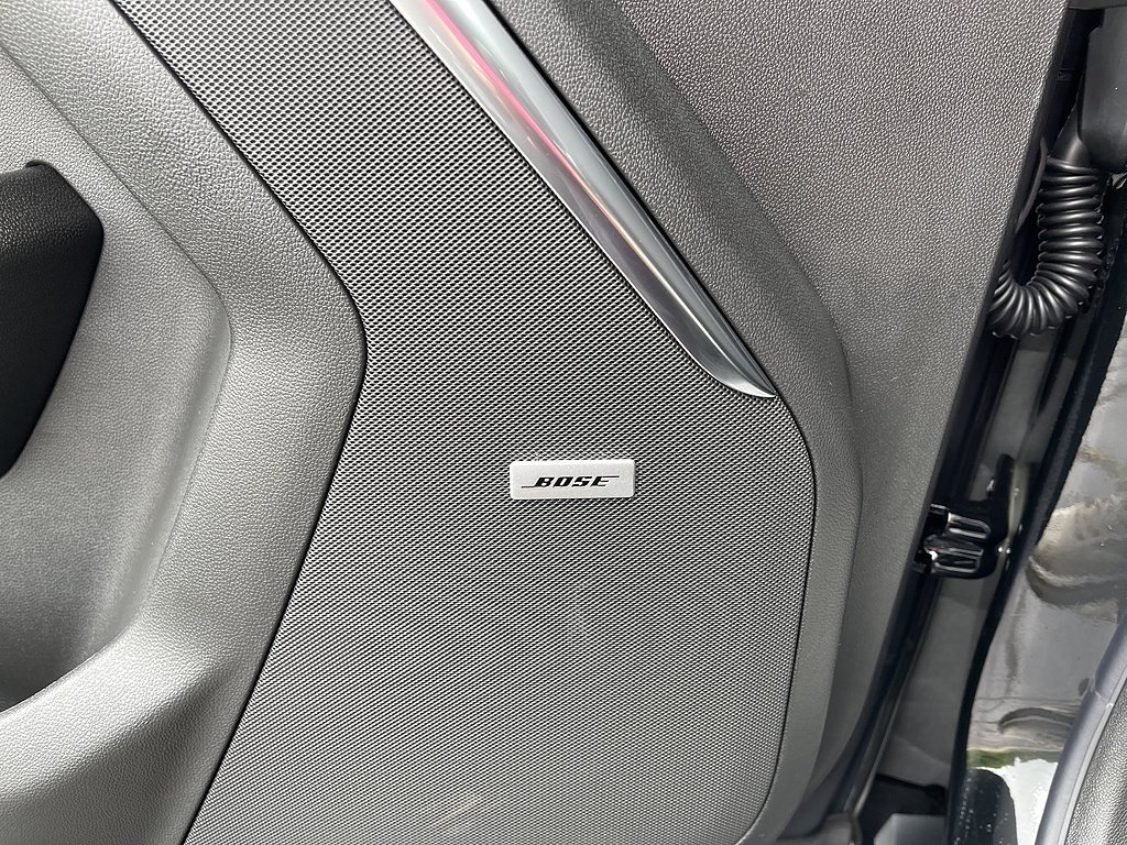 2026 GMC Yukon XL Denali - Photo 32