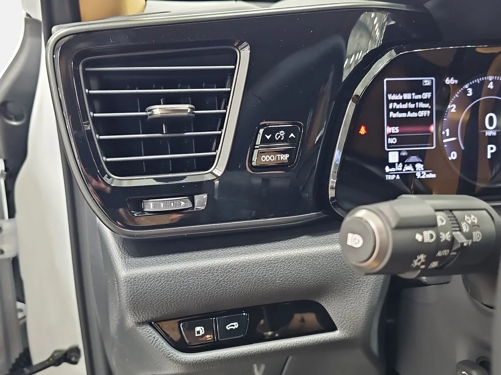 New 2026 Ultra White Lexus PREMIUM image 25