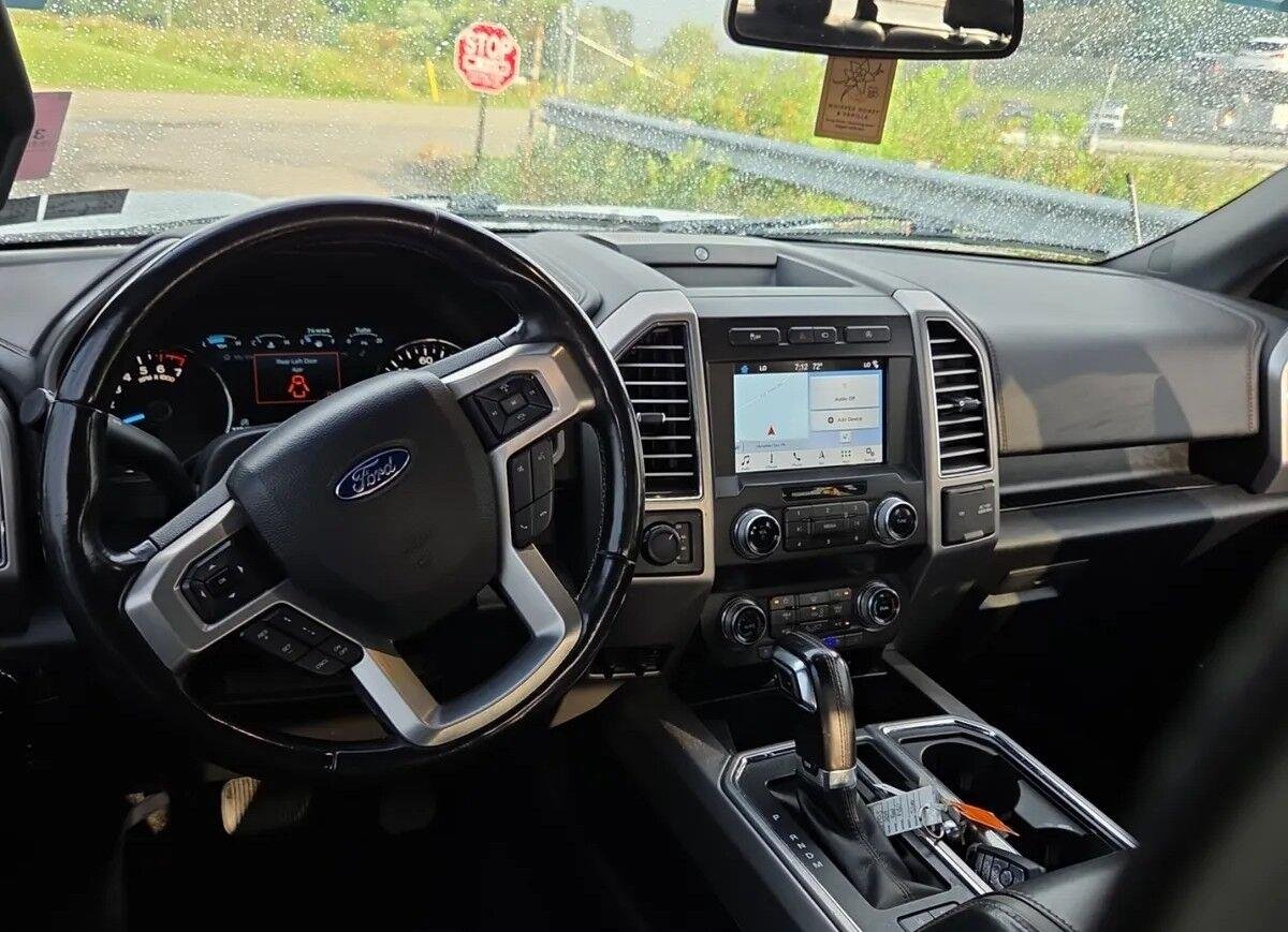 Used 2019 Ingot Silver Ford Platinum image 4