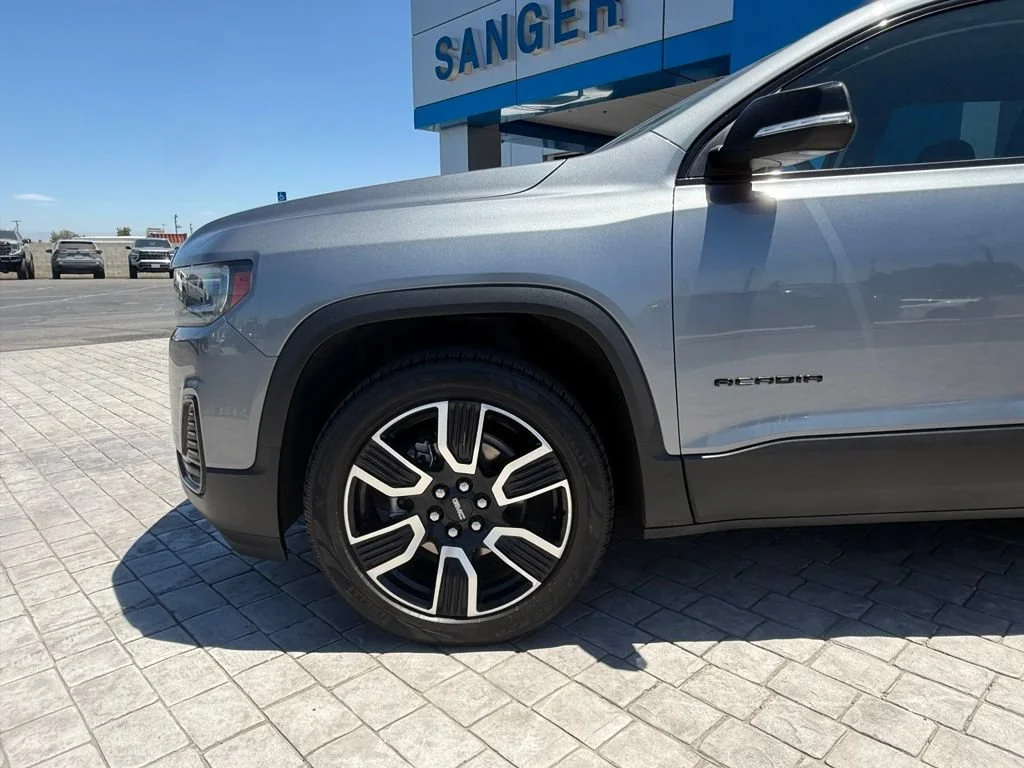 Used 2021 SATIN STEEL METALLIC GMC SLE image 5