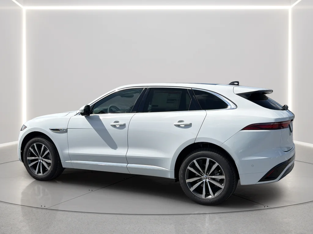 New 2026 Fuji White Jaguar P250 R-Dynamic S image 14