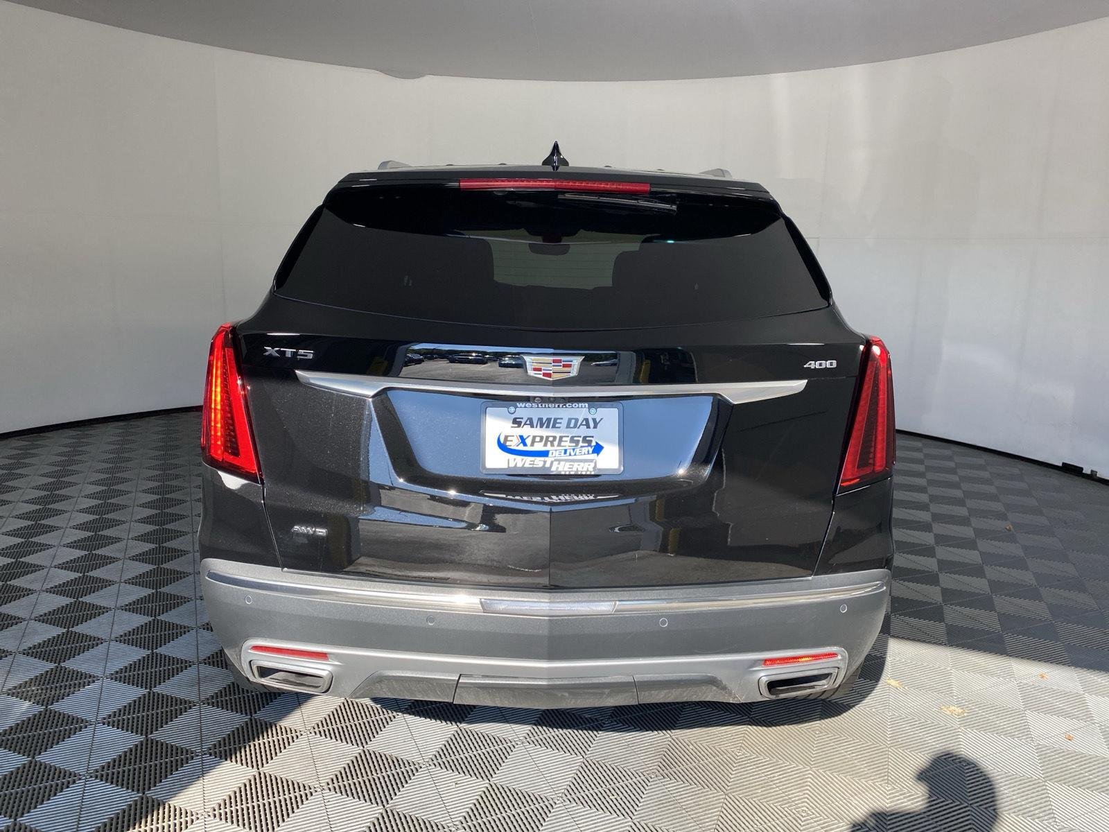 Used 2025 Stellar Black Metallic Cadillac AWD Premium Luxury image 17