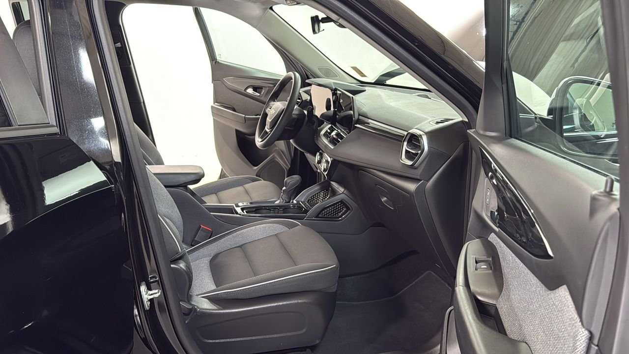 2025 Chevrolet Trailblazer LT - Photo 18