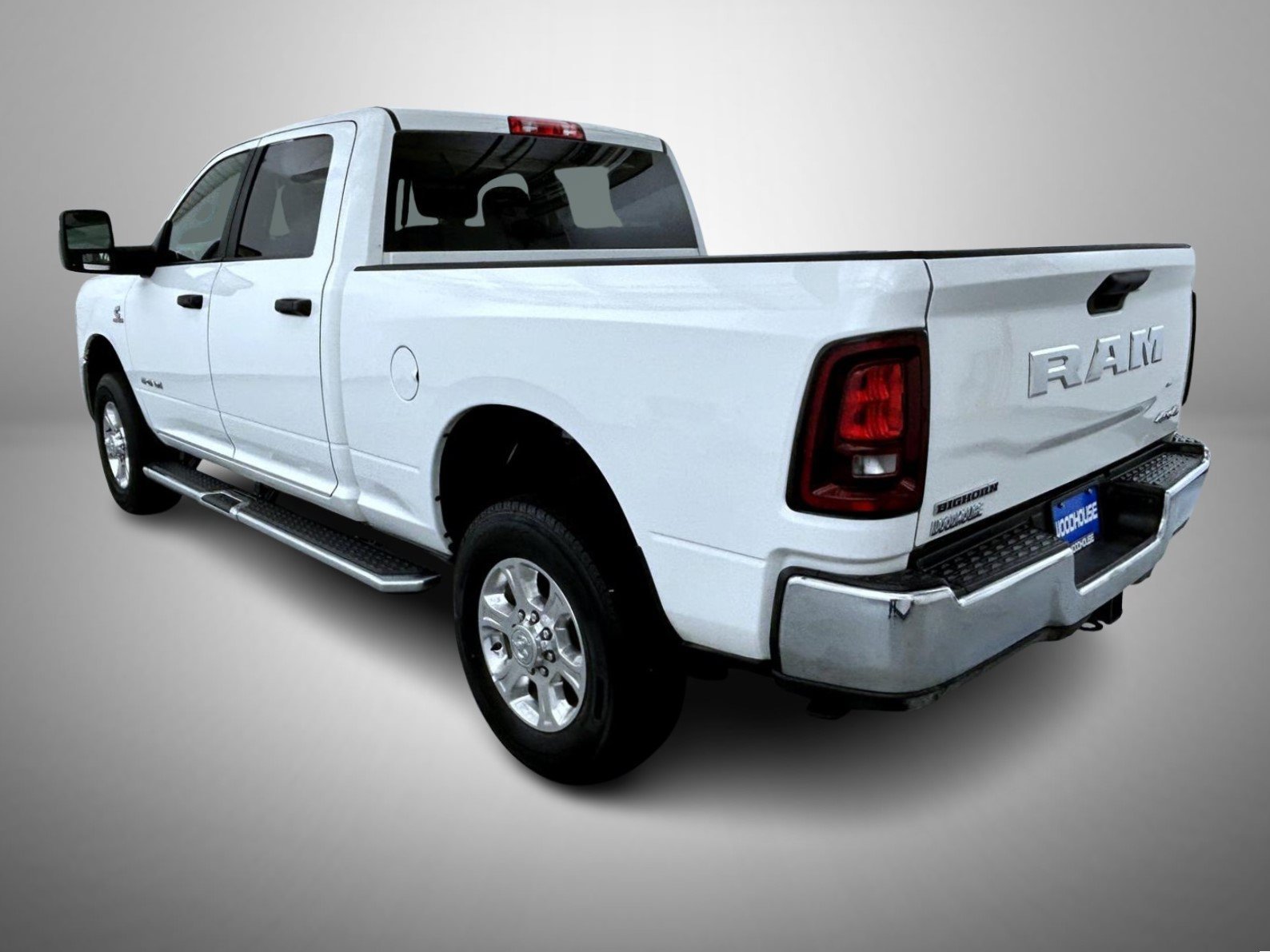 Used 2026 White Ram Big Horn image 7