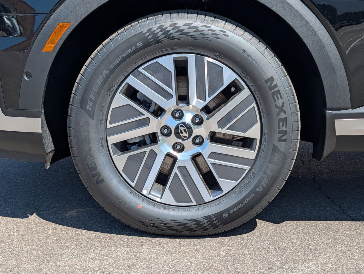 New 2026 Abyss Black Pearl Hyundai SEL Premium 7P image 5