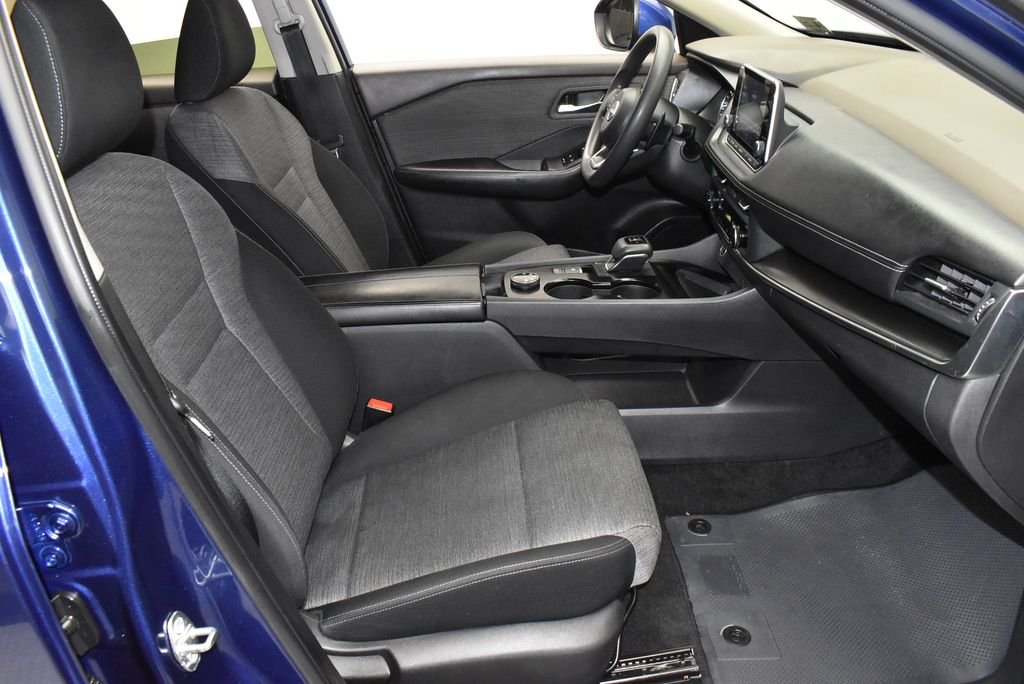 Used 2023 Blue Nissan SV image 21