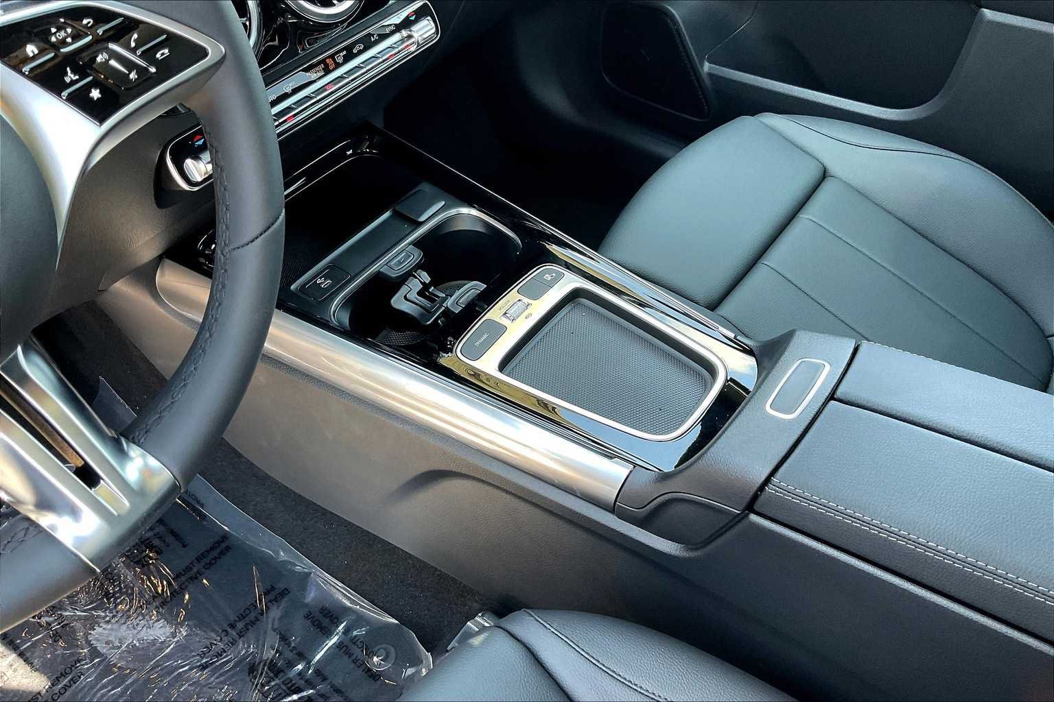 Used 2026 Cirrus Silver Metallic Mercedes-Benz GLA 250 image 10