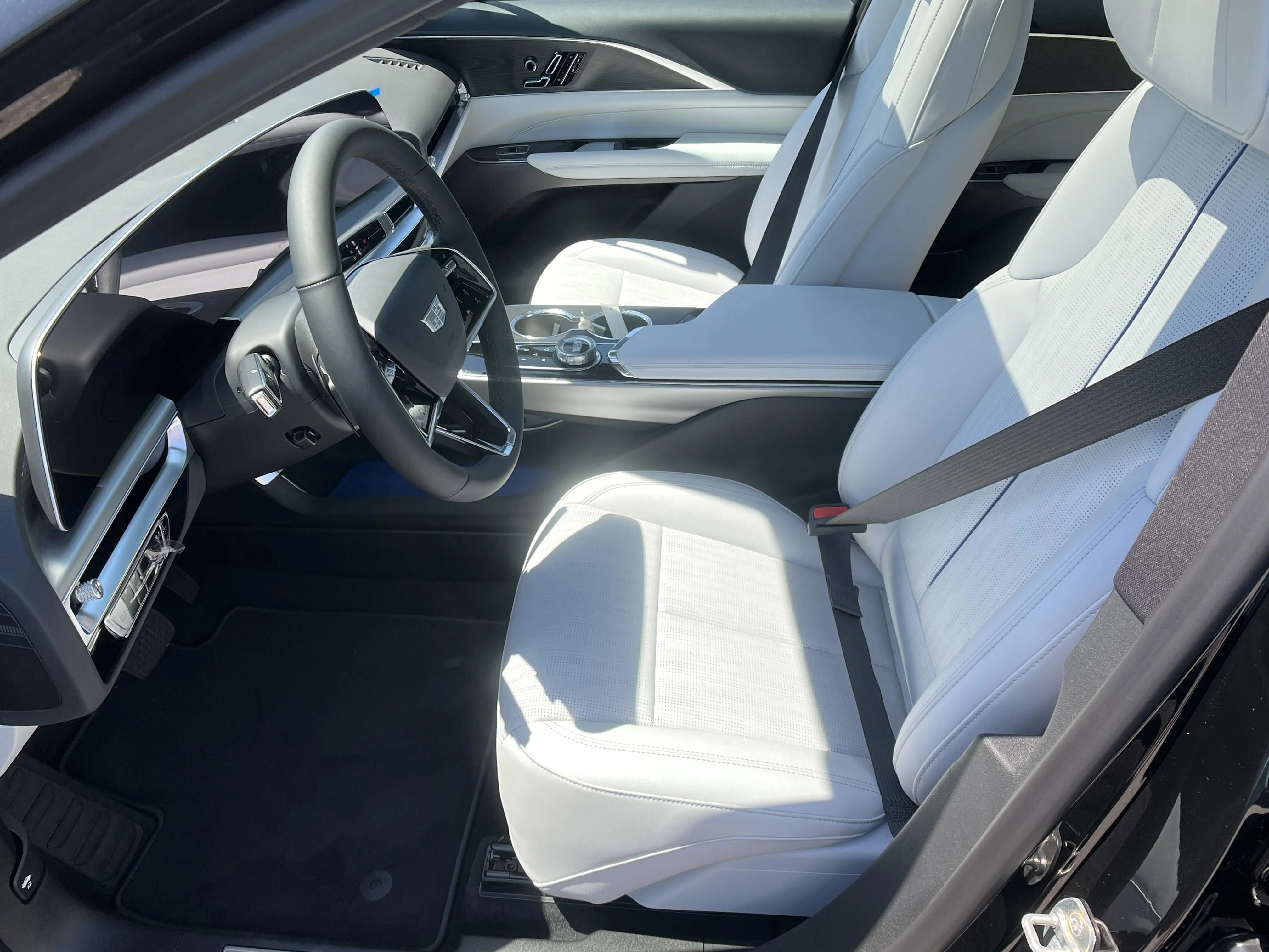2025 Cadillac LYRIQ Luxury 1 - Photo 9