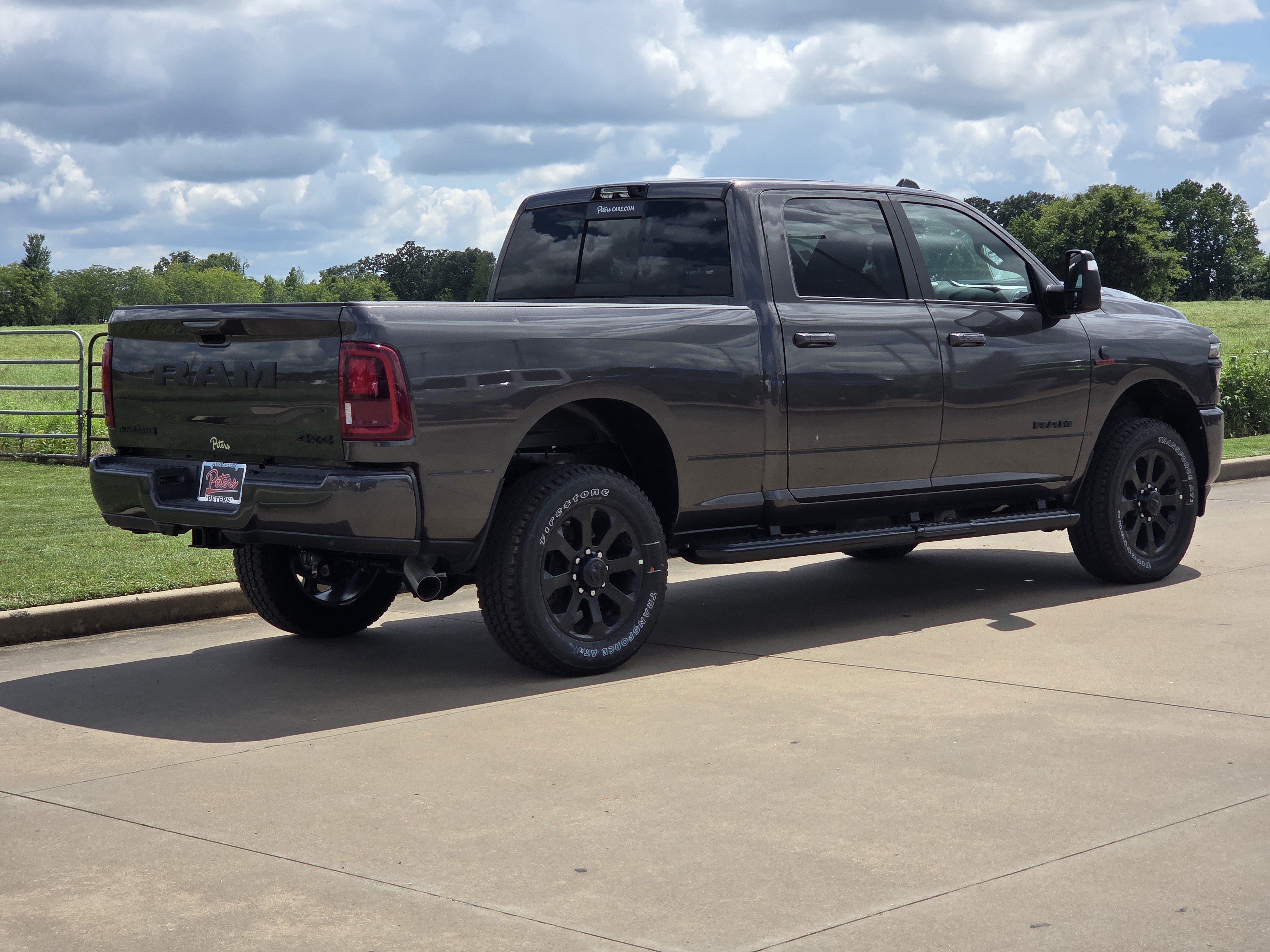 New 2026 Granite Crystal Metallic Clearcoat Ram Laramie image 3