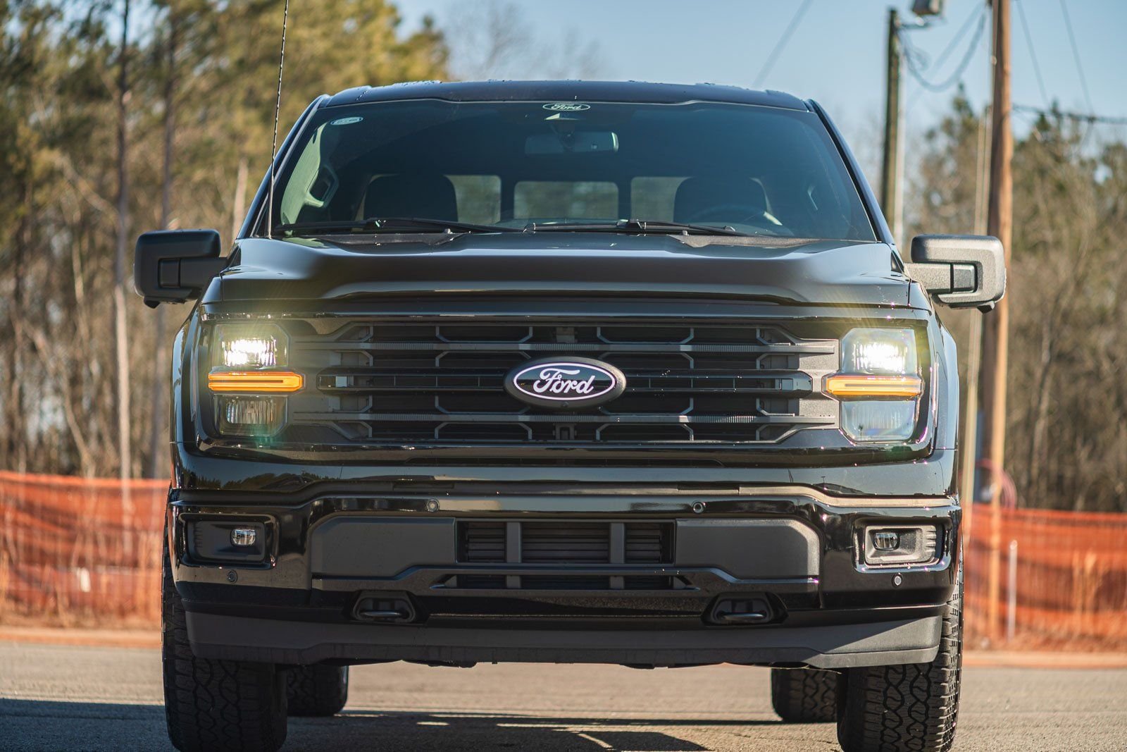 2026 Ford F-150 XLT - Photo 2