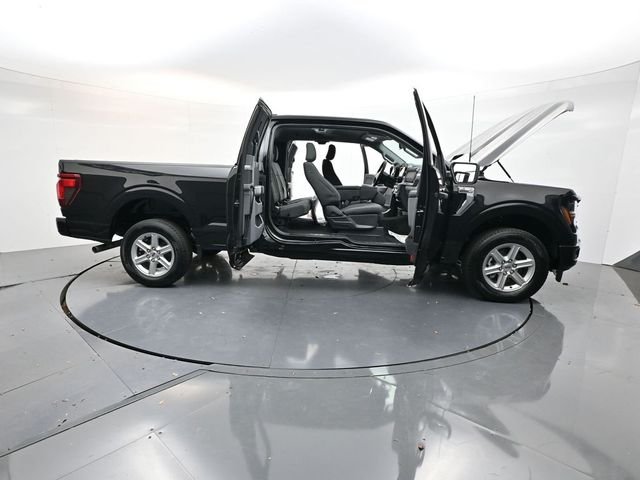 New 2026 Black Ford XLT image 41