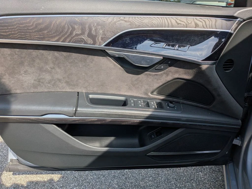 Used 2020 Silver Audi L 60 image 14
