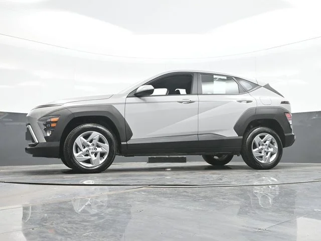 Used 2026 Gray Hyundai SE image 21