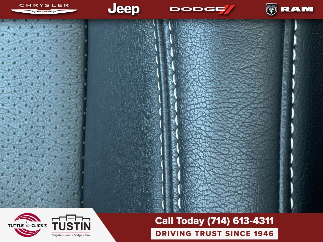 Used 2020 Granite Crystal Metallic Clearcoat Jeep Sahara image 33