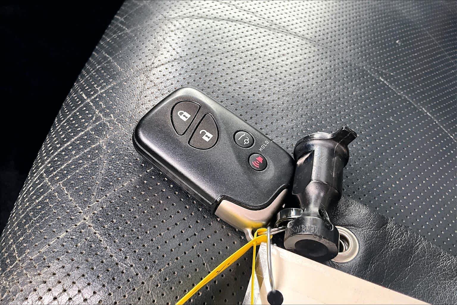 Used 2018 Silver Lining Metallic Lexus Premium image 15