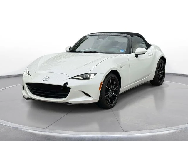 2026 Mazda MX-5 Miata Grand Touring's photo