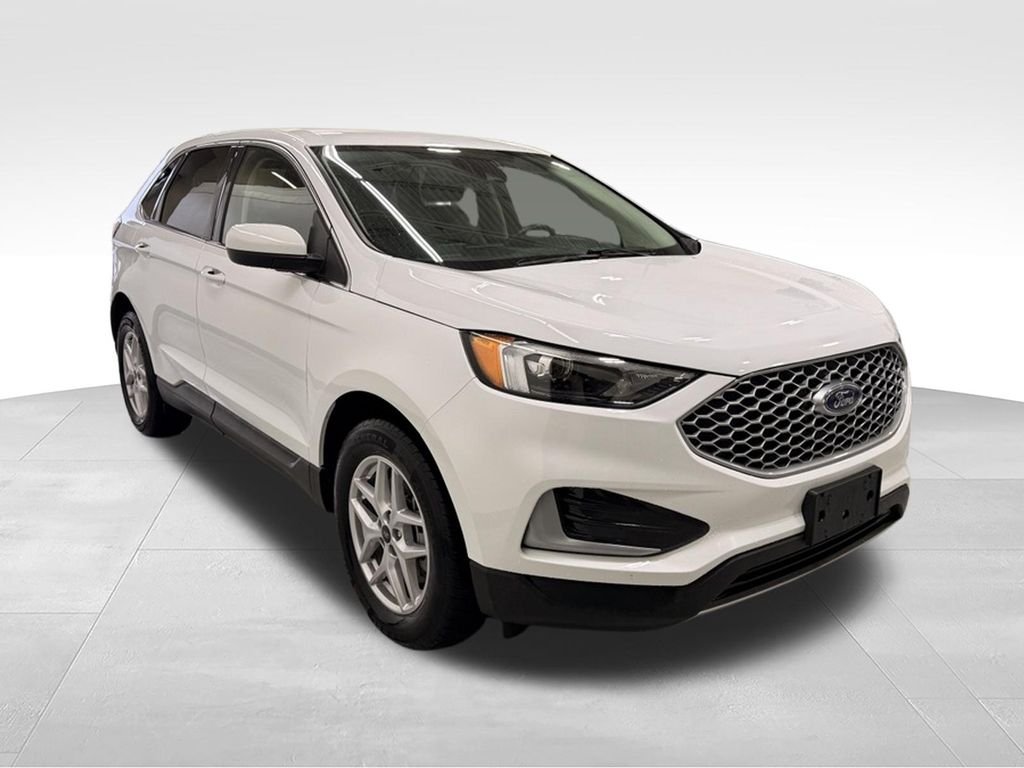 Used 2024 White Ford  image 7