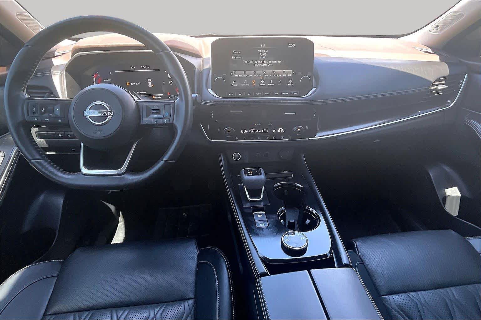 Used 2022 Boulder Gray Pearl/Super Black Nissan Platinum image 15