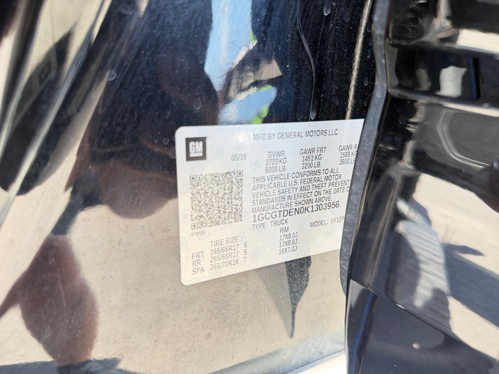 Used 2019 Black Chevrolet 4WD Z71 image 25