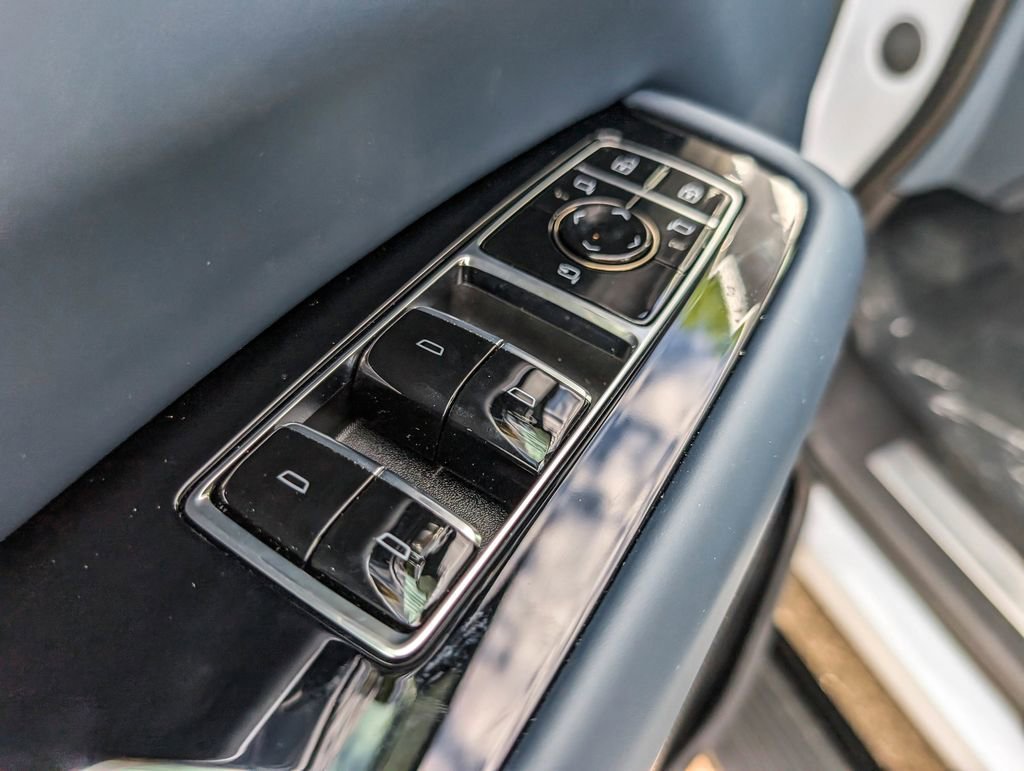 2026 Cadillac Escalade IQ Premium Luxury - Photo 13