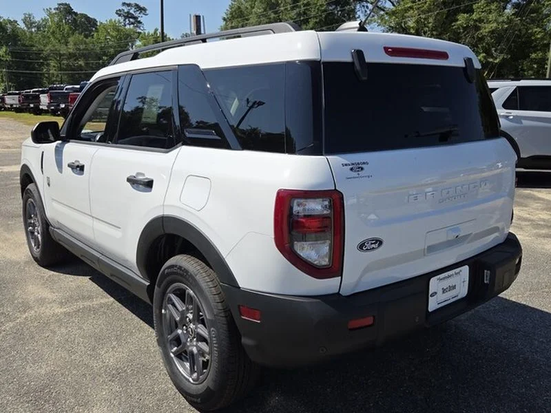 New 2026 Oxford White Ford Big Bend® image 10