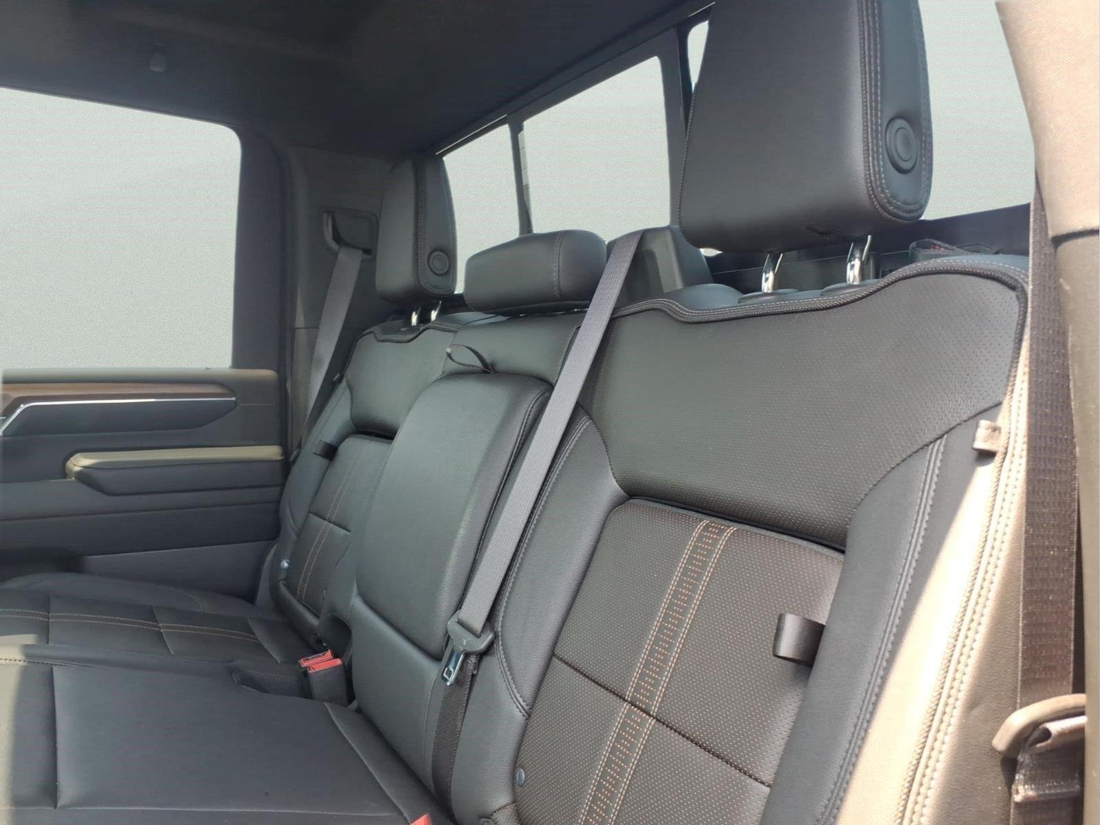 2024 Chevrolet Silverado 2500HD High Country - Photo 14