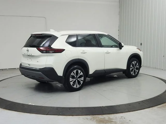 Used 2023 White Nissan SV image 8