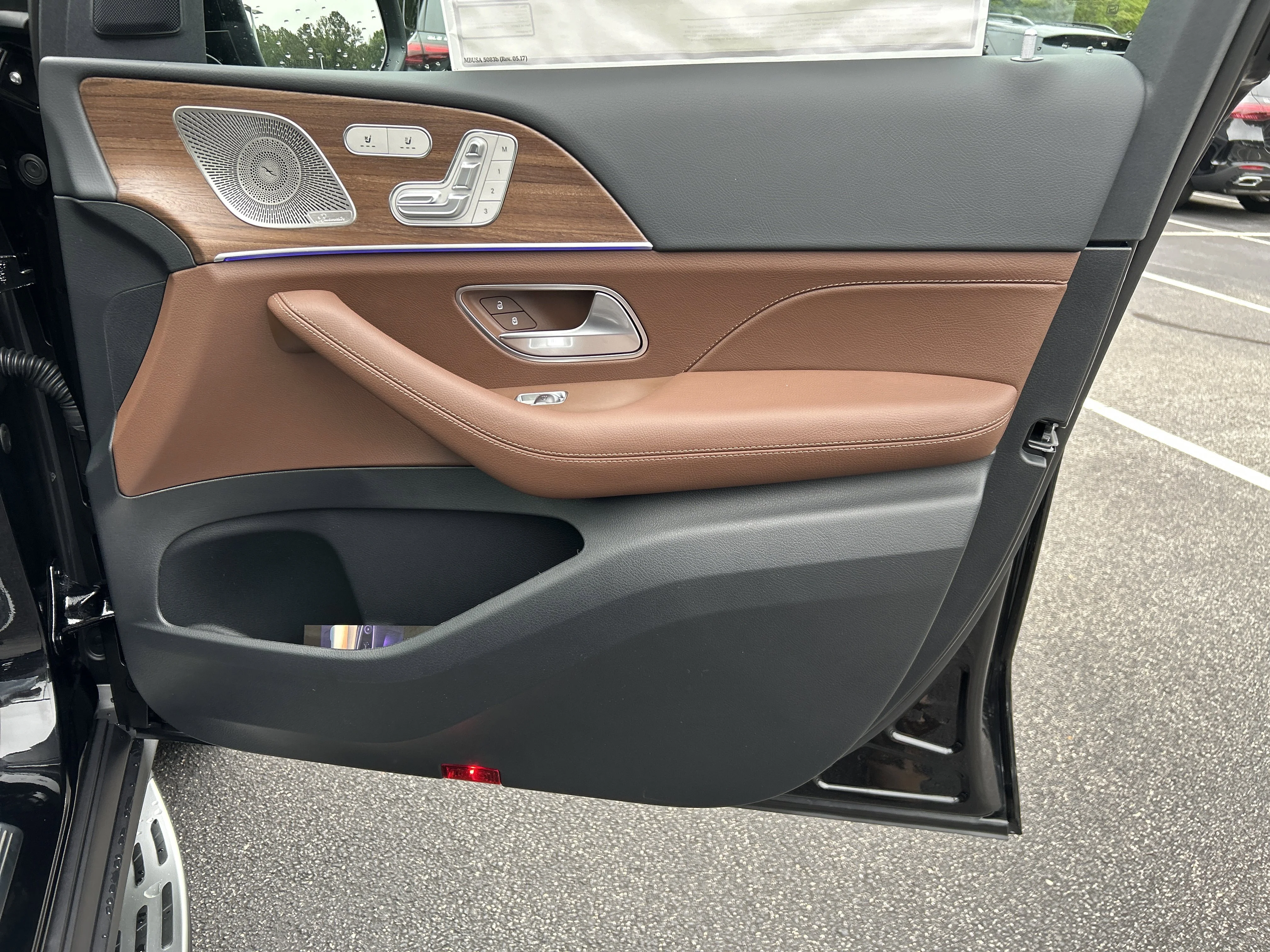 New 2026 Obsidian Black Metallic Mercedes-Benz GLE 350 4MATIC® SUV image 41