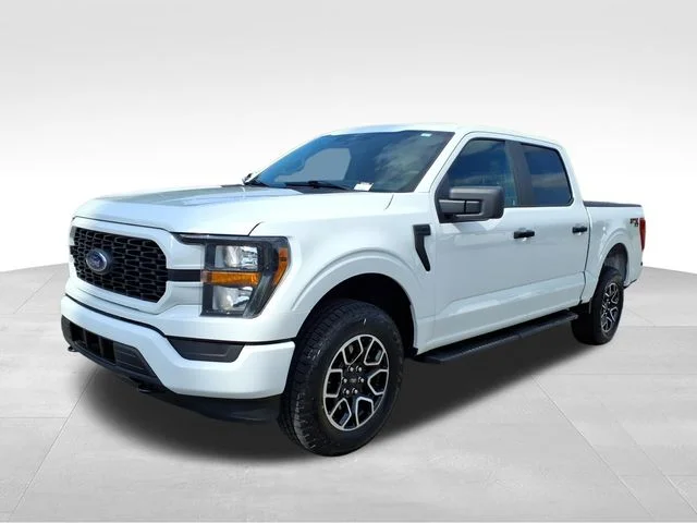Used 2023 White Ford XL image 2