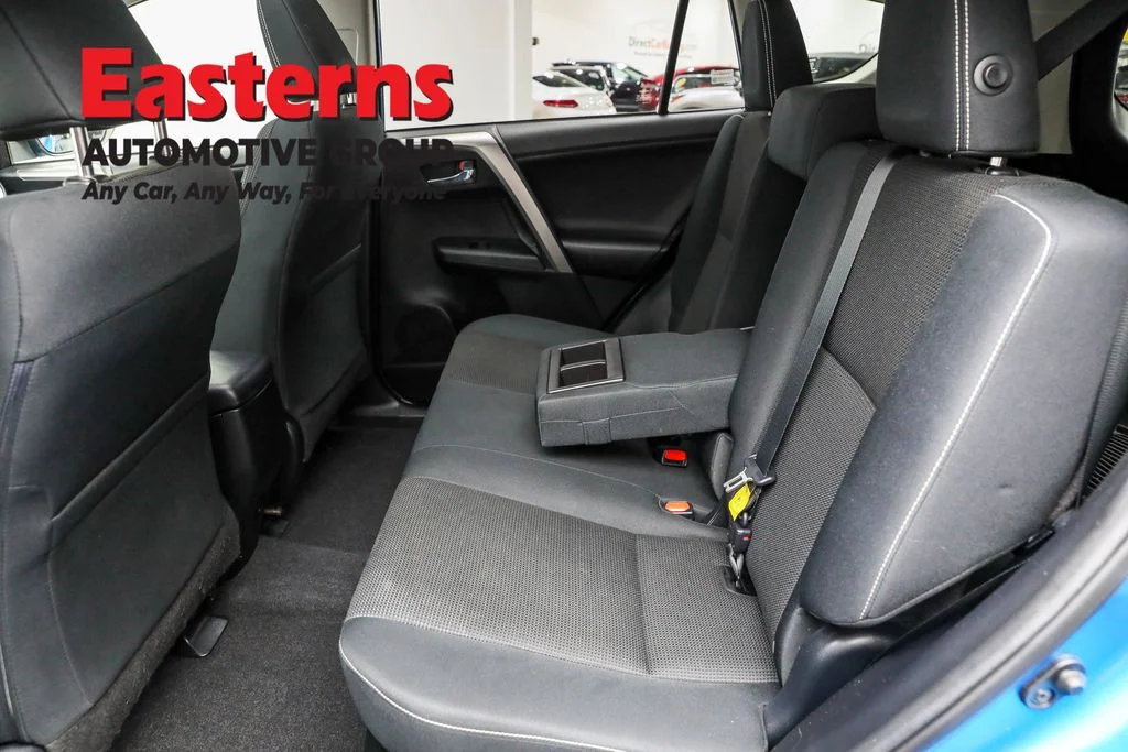 Used 2017 Blue Toyota XLE image 20