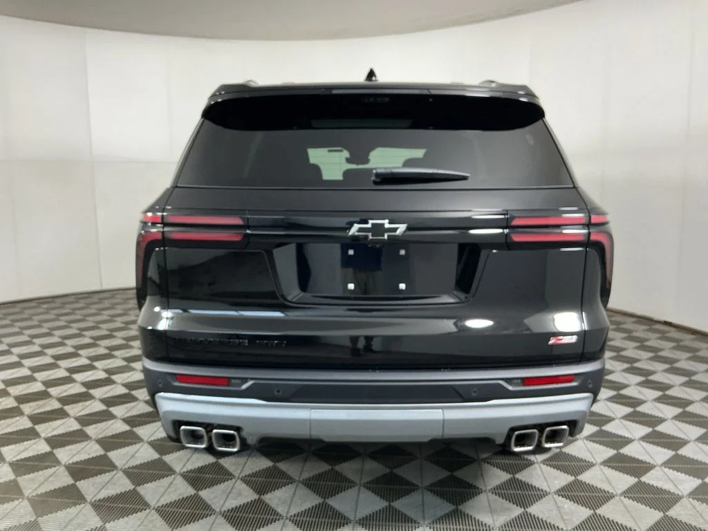 New 2027 Black Chevrolet Z71 image 12