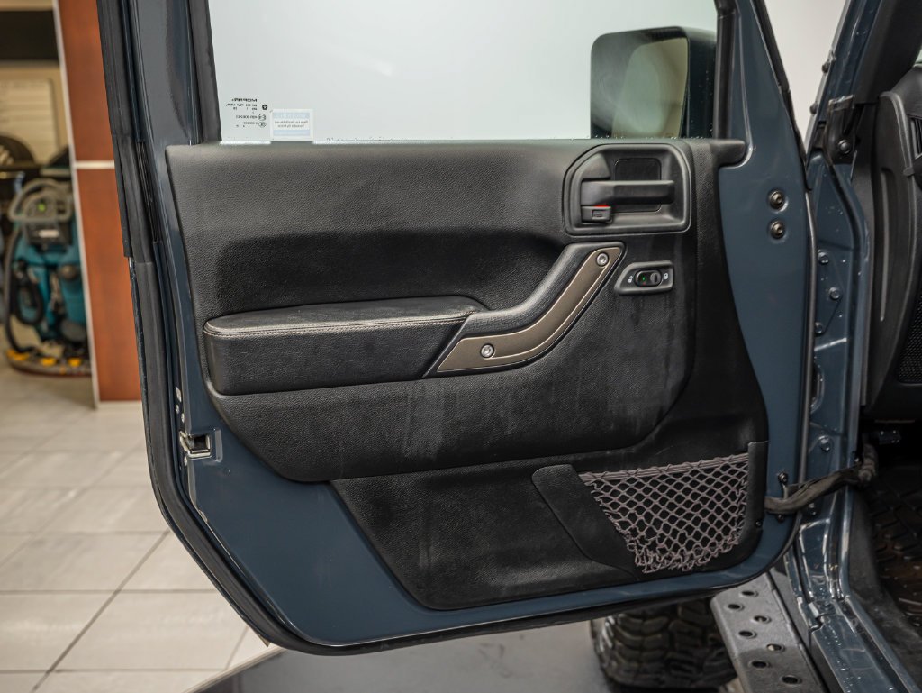 Used 2018 Rhino Clearcoat Jeep Unlimited Sport image 16