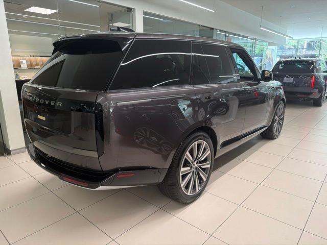 New 2026 Charente Grey Land Rover Autobiography image 3