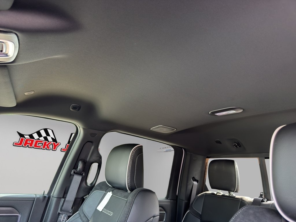 New 2026 Bright White Clear-Coat Exterior Paint RAM Laramie image 3