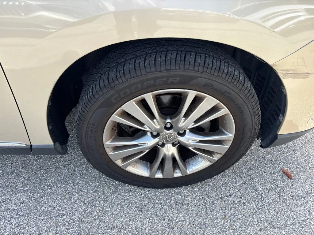 Used 2014 Beige Lexus 350 image 14